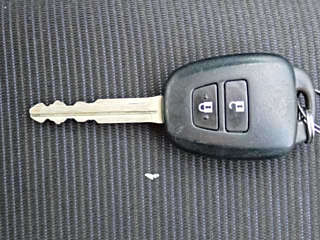 TOYOTA COROLLA FIELDER 2016
