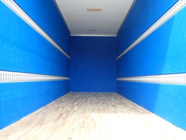 MITSUBISHI CANTER 2013