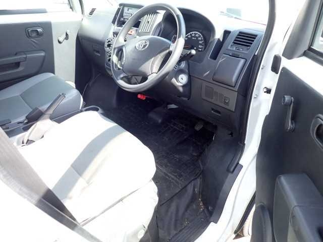 TOYOTA TOWN ACE VAN 2015