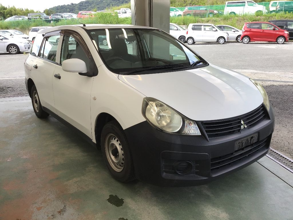 MITSUBISHI LANCER VAN 2015