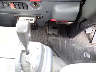 ISUZU ELF 2017