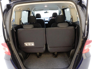 HONDA FREED 2010