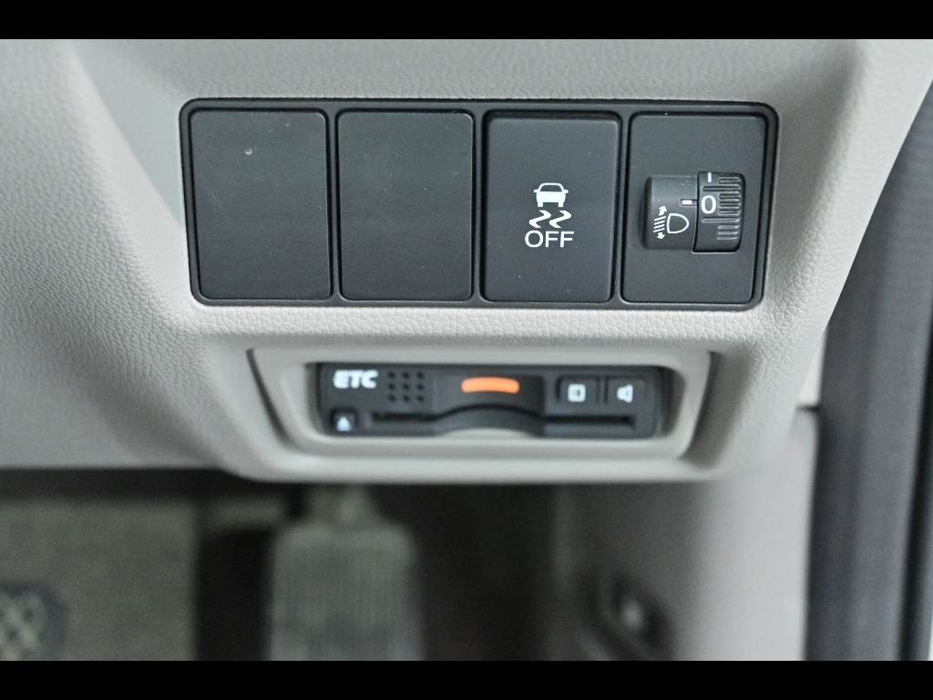 HONDA STEP WAGON 2015