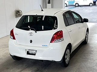TOYOTA VITZ 2008