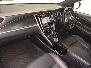 TOYOTA HARRIER 2019