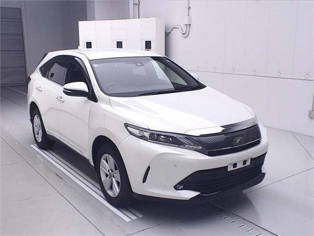 TOYOTA HARRIER 2019