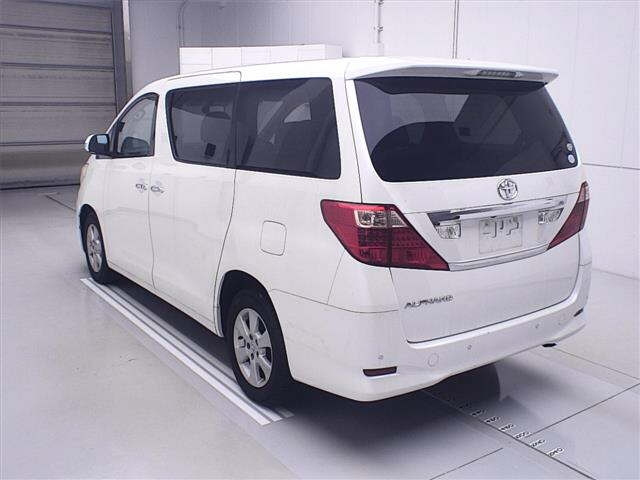 TOYOTA ALPHARD 2008
