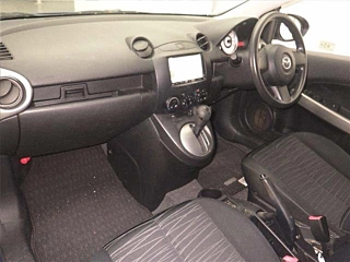 MAZDA DEMIO 2008