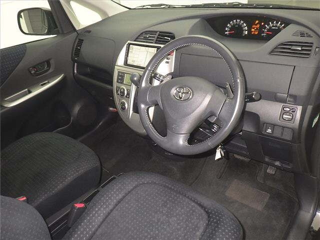TOYOTA RACTIS 2009