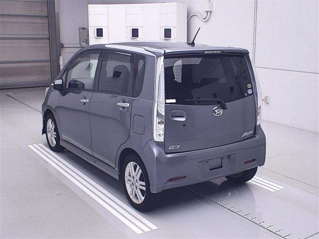 DAIHATSU MOVE 2014