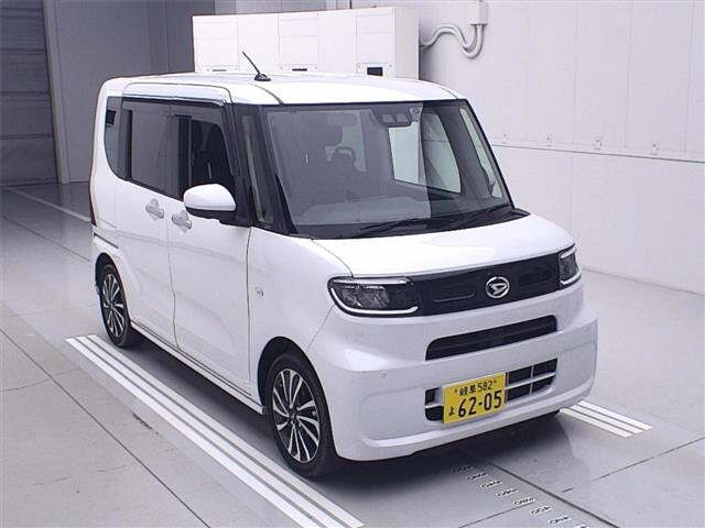 DAIHATSU TANTO 2019