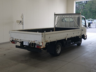 TOYOTA DYNA 2017