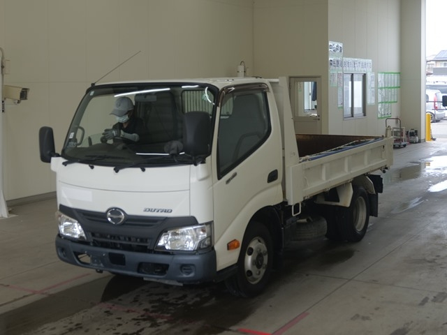HINO DUTRO 2017