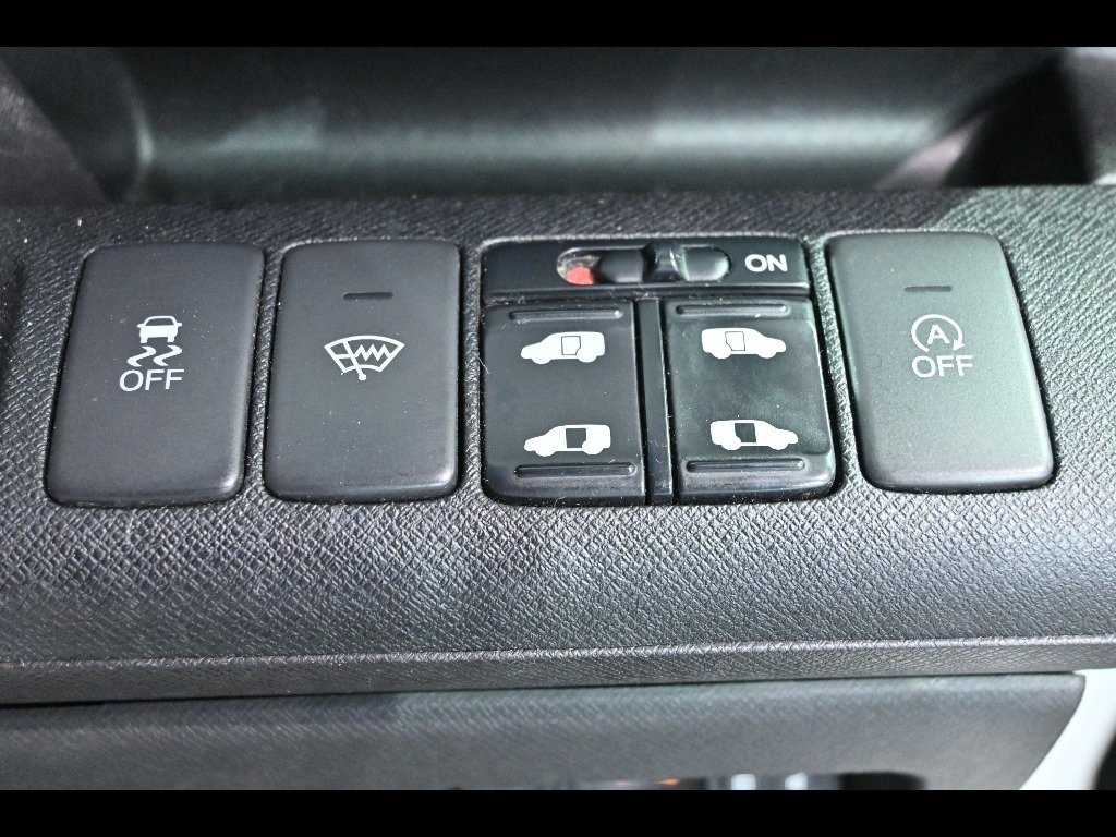 HONDA STEP WAGON 2013