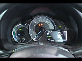 TOYOTA VITZ 2017
