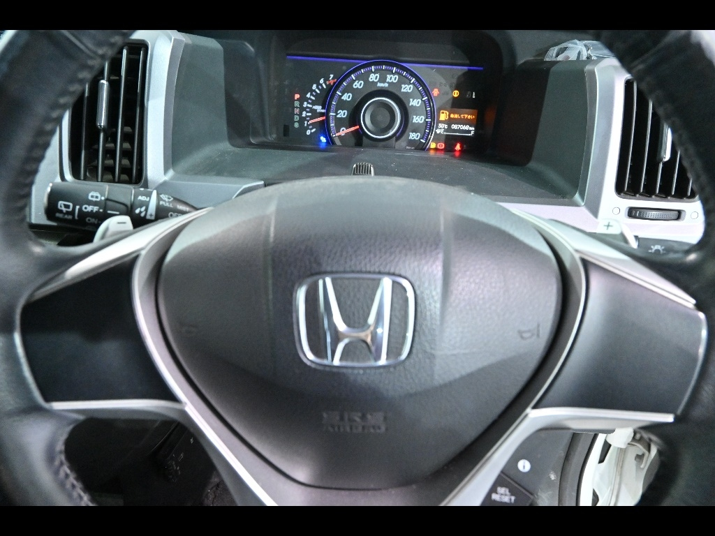 HONDA STEP WAGON 2013