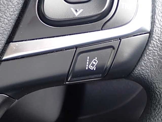 TOYOTA PREMIO 2018