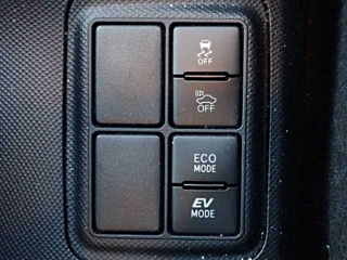 TOYOTA AQUA 2018