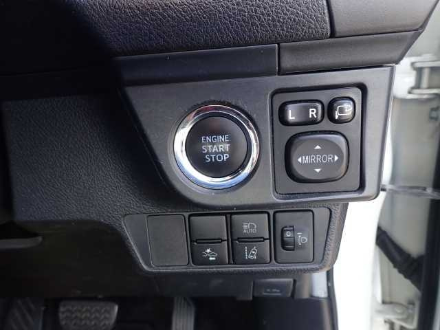 TOYOTA COROLLA AXIO 2020