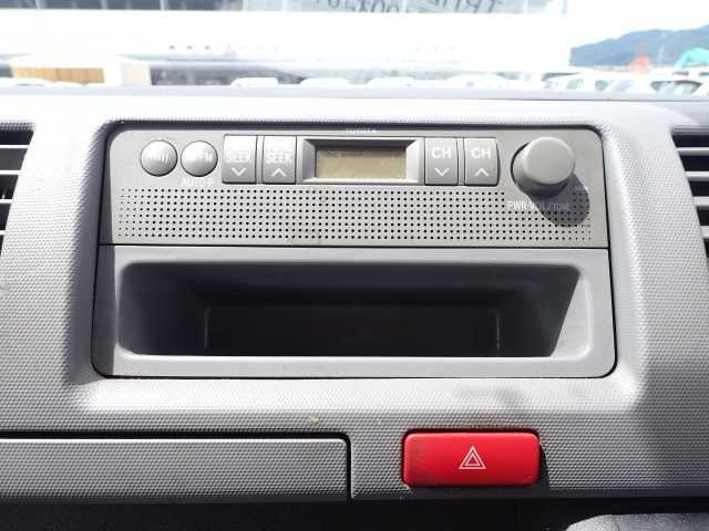 TOYOTA HIACE VAN 2012