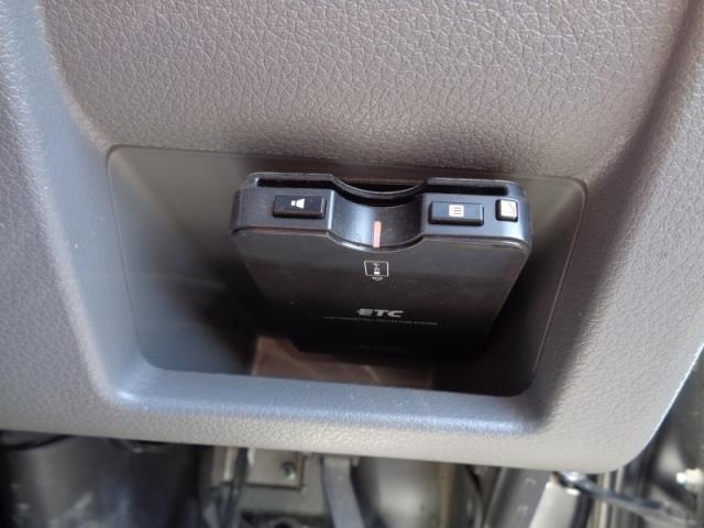 NISSAN CARAVAN VAN 2019