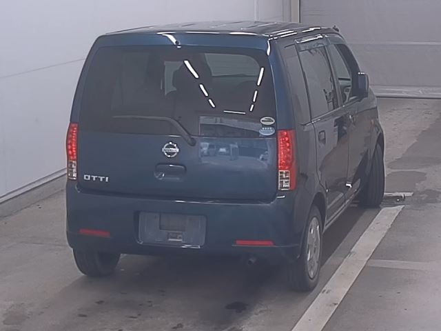 NISSAN OTTI 2009