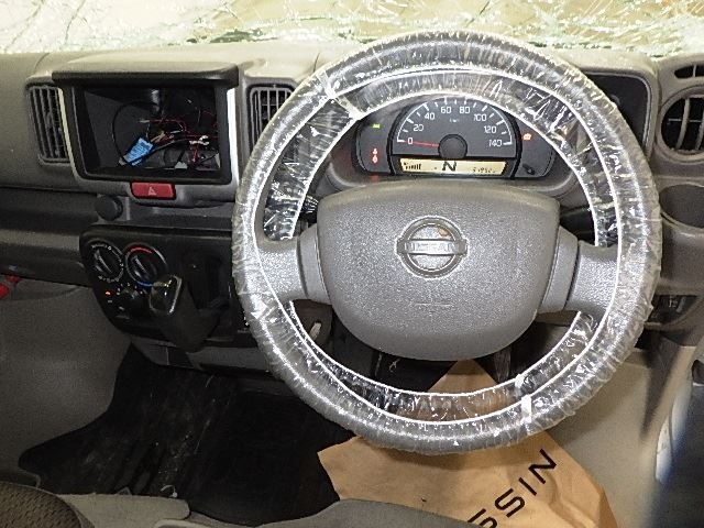 NISSAN CLIPPER VAN 2018