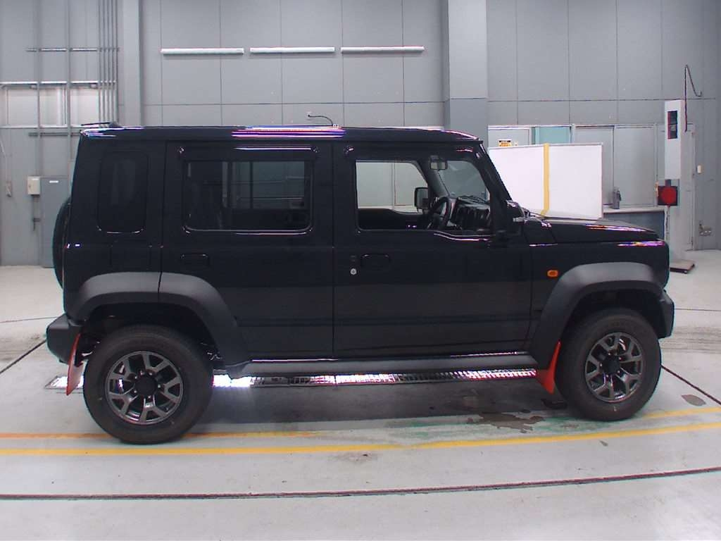 SUZUKI JIMNY NOMADE 2025