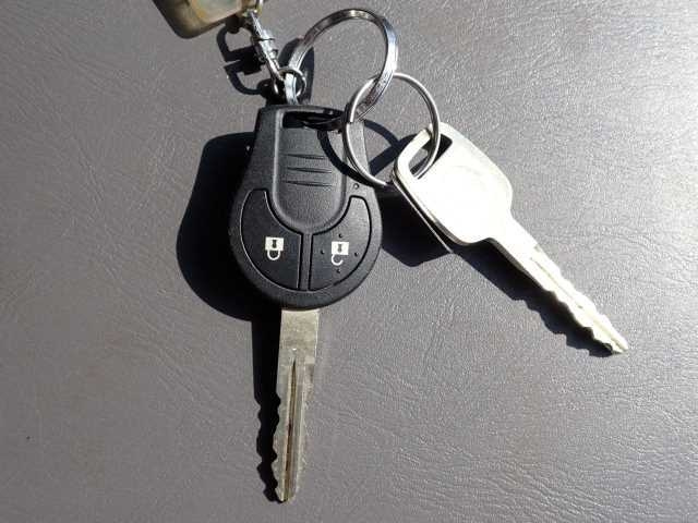 NISSAN CARAVAN VAN 2017