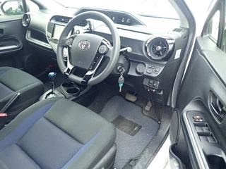 TOYOTA AQUA 2020