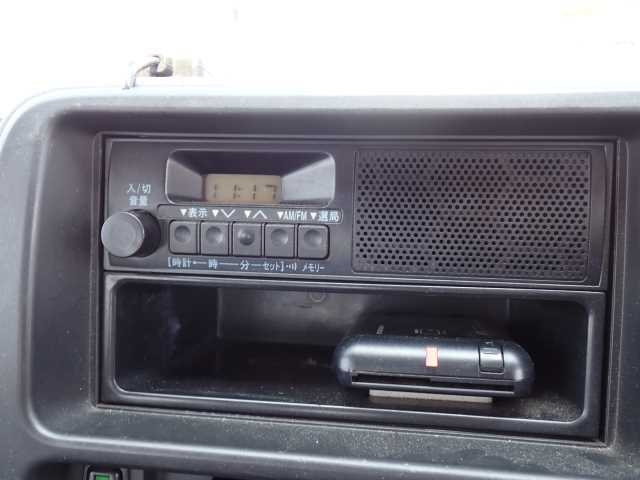 DAIHATSU HIJET VAN 2011