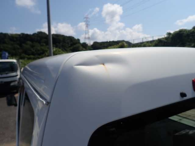 DAIHATSU HIJET VAN 2011