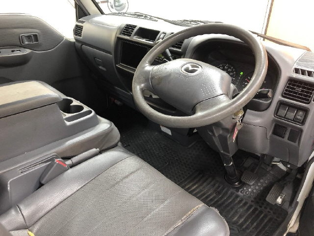 MAZDA BONGO VAN 2012