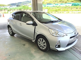 TOYOTA AQUA 2013