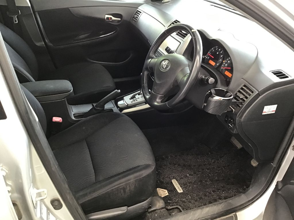 TOYOTA COROLLA FIELDER 2010