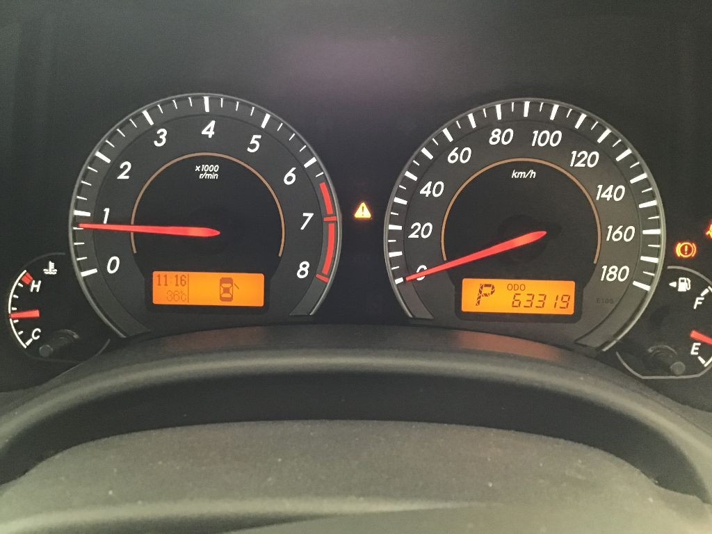 TOYOTA COROLLA FIELDER 2010