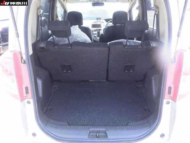 TOYOTA RACTIS 2008