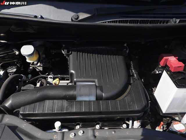 MITSUBISHI DELICA D2 2015