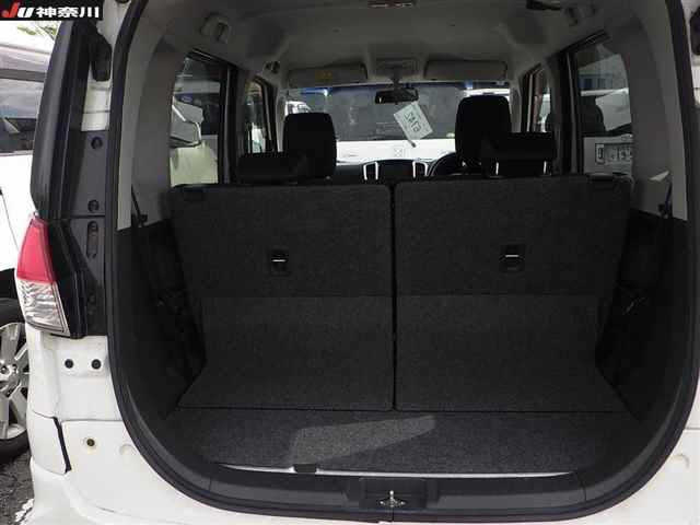 MITSUBISHI DELICA D2 2015