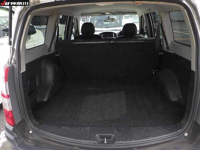TOYOTA SUCCEED 2013