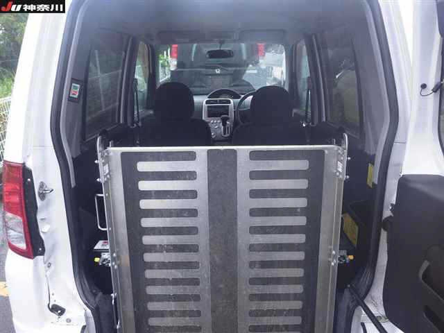 MITSUBISHI TOPPO 2011