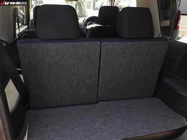 NISSAN KIX 2009