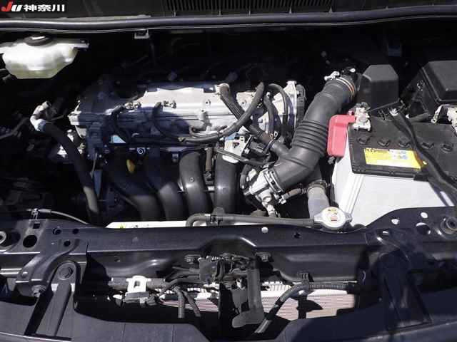 TOYOTA NOAH 2018