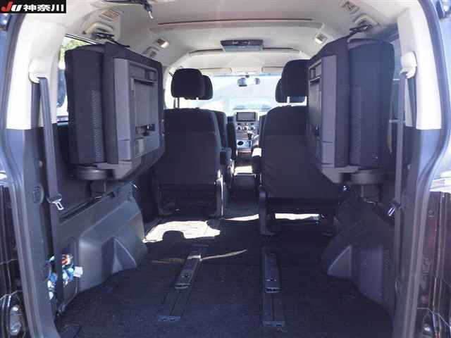 MITSUBISHI DELICA D5 2014