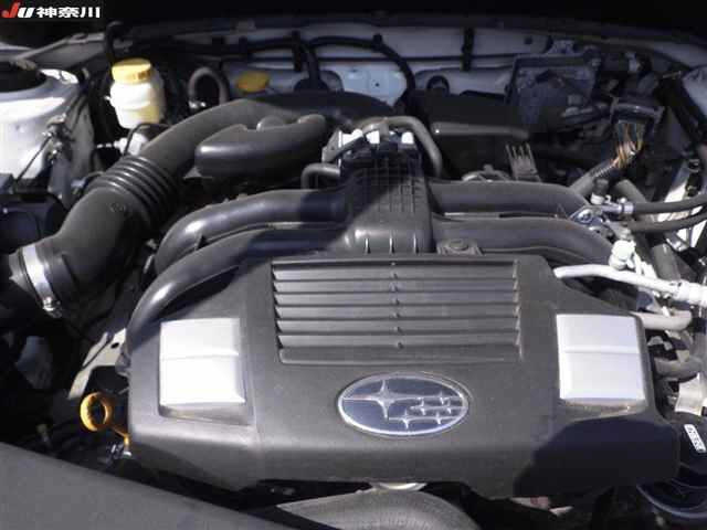 SUBARU FORESTER 2010