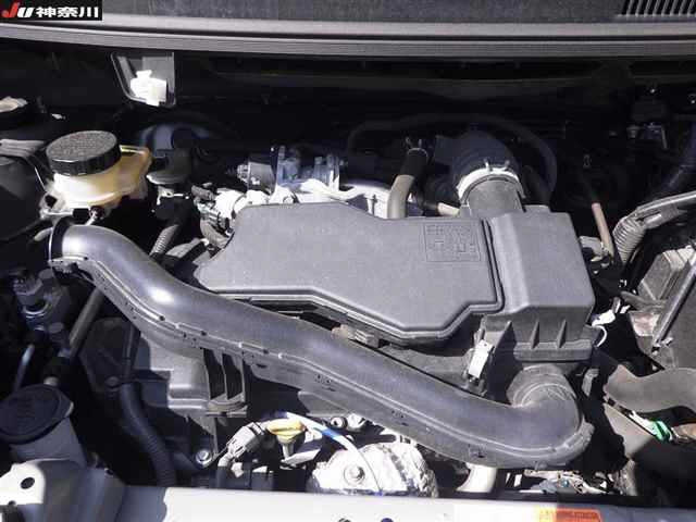 TOYOTA ROOMY 2022