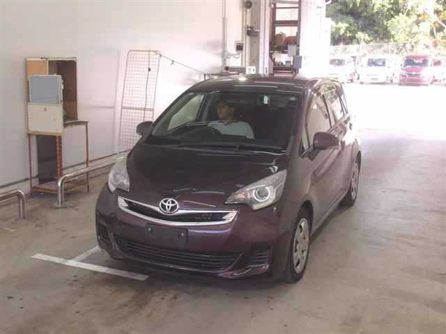 TOYOTA RACTIS 2014