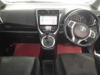 TOYOTA RACTIS 2014