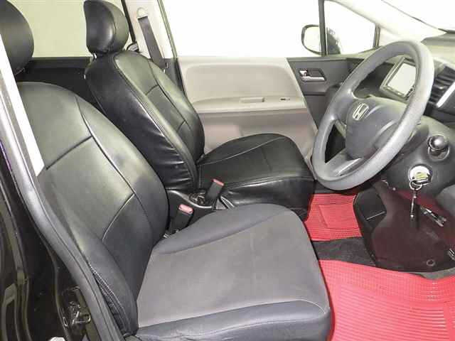 HONDA FREED 2010