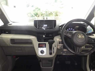 DAIHATSU MOVE 2015